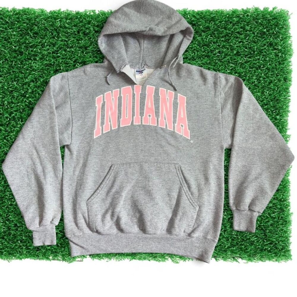 Gray Indiana University hoodie size M. #college #university